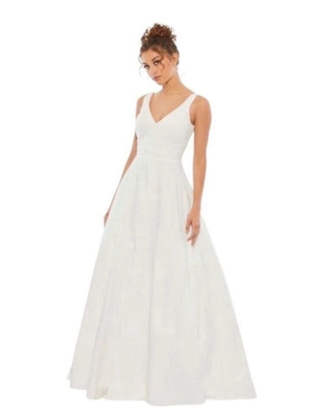 IEENA for MacDuggal Formal White V-Neck Dress Size 2